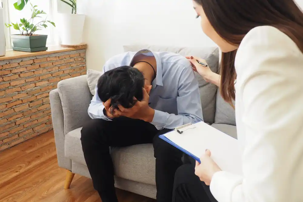 When Trauma and Bipolar Disorder Overlap